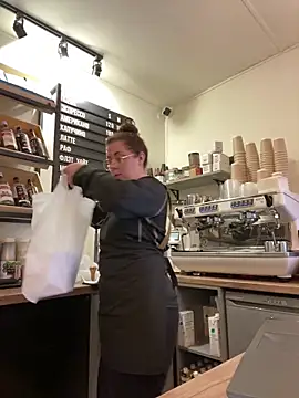 Snapshot of cinnabon_ chatting on October 19, 2025, 1:56 pm cinnabon  online show from October 19, 2025, 1:56 pm