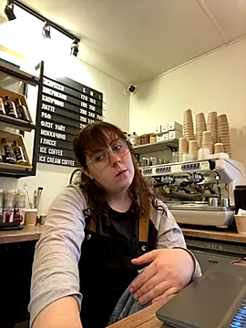 Snapshot of cinnabon_ chatting on October 26, 2025, 8:53 am cinnabon  online show from October 26, 2025, 8:53 am