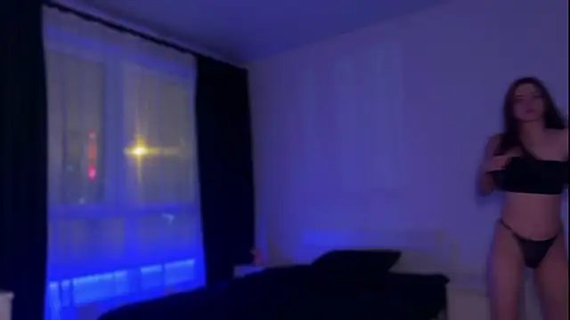 Snapshot of Riasha chatting on November 13, 2025, 8:30 pm Riasha online show from November 13, 2025, 8:30 pm