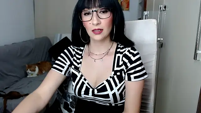 Snapshot of Laura-pervert chatting on October 10, 2025, 1:15 am Laura-pervert online show from October 10, 2025, 1:15 am