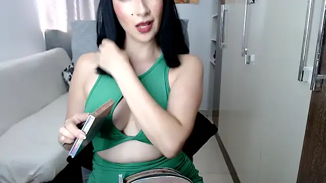 Snapshot of Laura-pervert chatting on November 1, 2025, 9:06 pm Laura-pervert online show from November 1, 2025, 9:06 pm