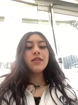 Snapshot of emily_22x chatting on January 3, 2025, 4:37 pm emily 22x online show from January 3, 2025, 4:37 pm