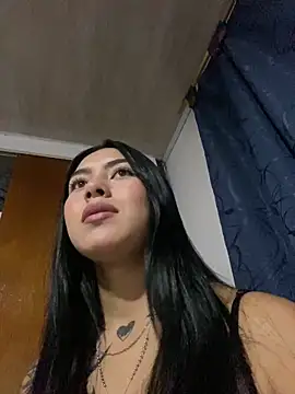 Snapshot of emily_22x chatting on March 20, 2025, 1:57 am emily 22x online show from March 20, 2025, 1:57 am