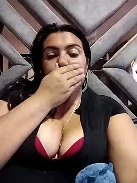 naughty-sharlot online show from March 3, 2025, 11:03 pm