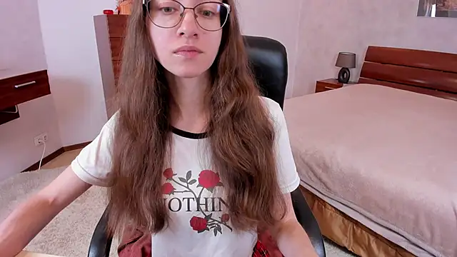 Snapshot of Pantyhose_Mila chatting on October 17, 2025, 7:16 pm Pantyhose Mila online show from October 17, 2025, 7:16 pm