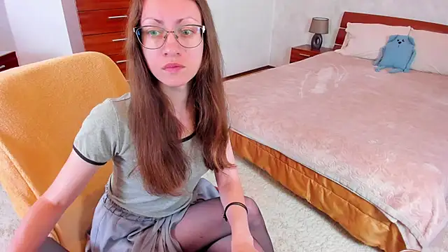 Pantyhose Mila online show from July 19, 2026, 7:50 pm