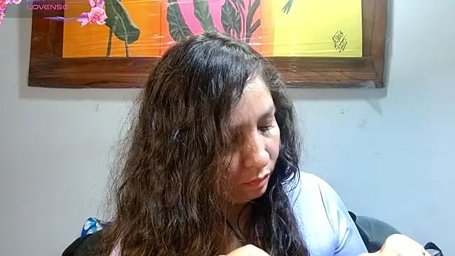 Snapshot of naihroby chatting on September 13, 2025, 7:41 am naihroby online show from September 13, 2025, 7:41 am