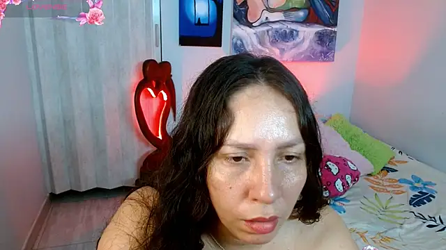 Snapshot of naihroby chatting on October 7, 2025, 3:58 am naihroby online show from October 7, 2025, 3:58 am