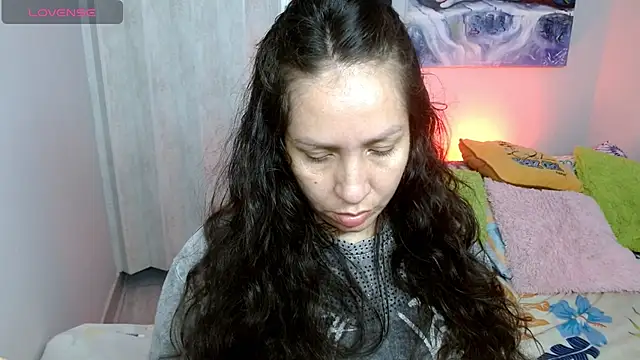 Snapshot of naihroby chatting on October 13, 2025, 4:56 am naihroby online show from October 13, 2025, 4:56 am