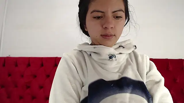 CarolineBrunx online show from January 5, 2025, 12:42 pm