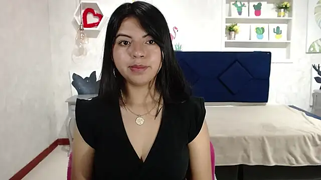 Snapshot of CarolineBrunx chatting on October 1, 2025, 4:18 am CarolineBrunx online show from October 1, 2025, 4:18 am