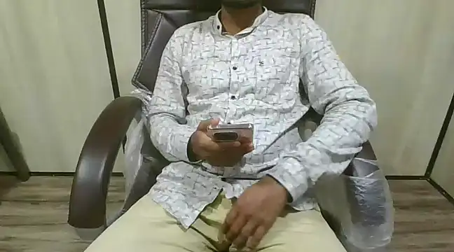 Ishan003 online show from December 4, 2024, 10:02 am