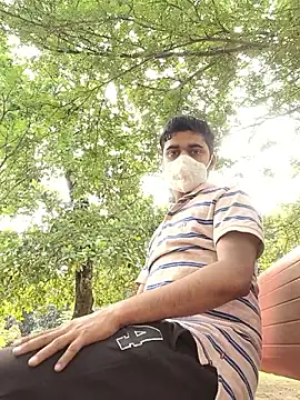 Ishan003 online show from April 30, 2026, 2:51 am