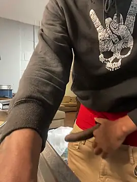 sneakylink13   online show from February 10, 2025, 4:52 am