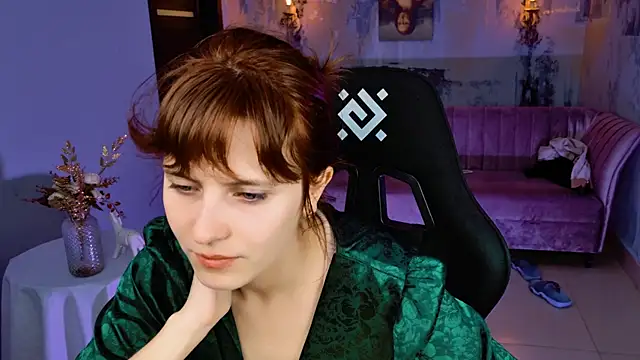 Snapshot of LolaAsmus chatting on September 26, 2025, 7:45 am LolaAsmus online show from September 26, 2025, 7:45 am