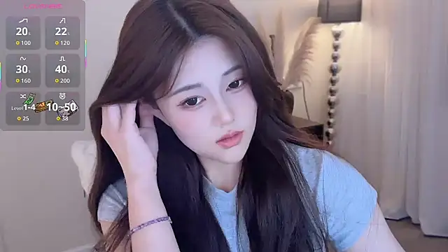 Snapshot of Strawberrybabyy1 chatting on September 18, 2025, 2:30 pm Strawberrybabyy1 online show from September 18, 2025, 2:30 pm
