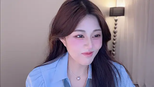 Snapshot of Strawberrybabyy1 chatting on October 15, 2025, 3:34 pm Strawberrybabyy1 online show from October 15, 2025, 3:34 pm