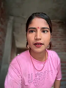 Snapshot of DiyAsingHh chatting on October 5, 2025, 12:42 am DiyAsingHh online show from October 5, 2025, 12:42 am