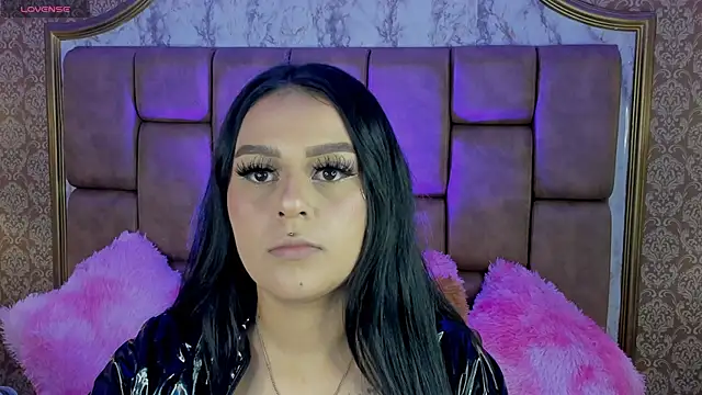 Snapshot of SoffiQueen chatting on September 25, 2025, 8:01 pm SoffiQueen online show from September 25, 2025, 8:01 pm