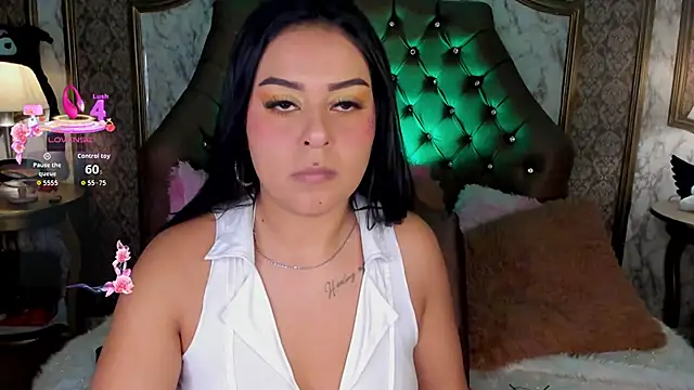 SoffiQueen online show from June 15, 2026, 12:51 pm