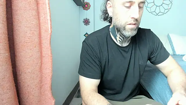 Snapshot of Antoniohot2024 chatting on January 10, 2025, 2:45 pm Antoniohot2024 online show from January 10, 2025, 2:45 pm