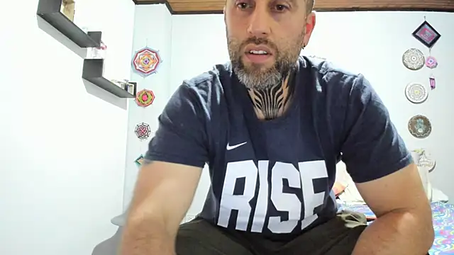 Snapshot of Antoniohot2024 chatting on January 15, 2025, 11:30 pm Antoniohot2024 online show from January 15, 2025, 11:30 pm