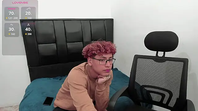 Javierdisousa online show from February 23, 2026, 8:39 pm