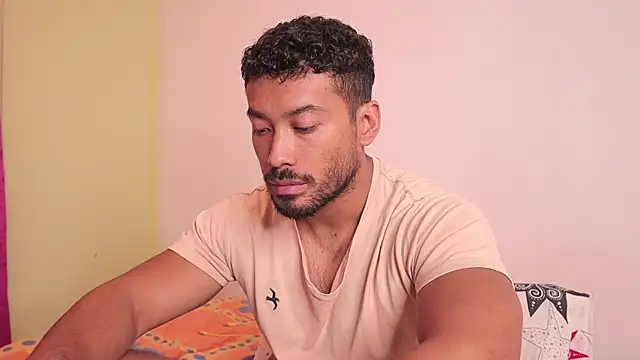 freddsexxx online show from December 17, 2025, 12:55 pm