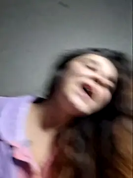 Snapshot of luuhcat09 chatting on November 12, 2025, 4:57 am luuhcat09 online show from November 12, 2025, 4:57 am