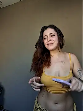 Snapshot of luuhcat09 chatting on November 28, 2025, 5:15 pm luuhcat09 online show from November 28, 2025, 5:15 pm