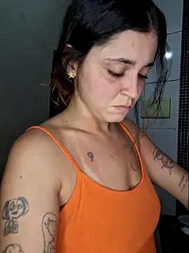 Snapshot of luuhcat09 chatting on December 23, 2025, 12:41 am luuhcat09 online show from December 23, 2025, 12:41 am