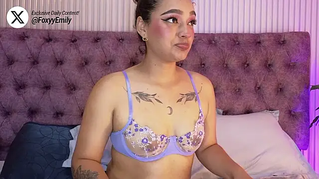 EMILYY FOXY online show from February 22, 2026, 7:12 pm