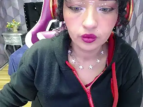 Sofiacowperx online show from January 16, 2025, 7:41 pm
