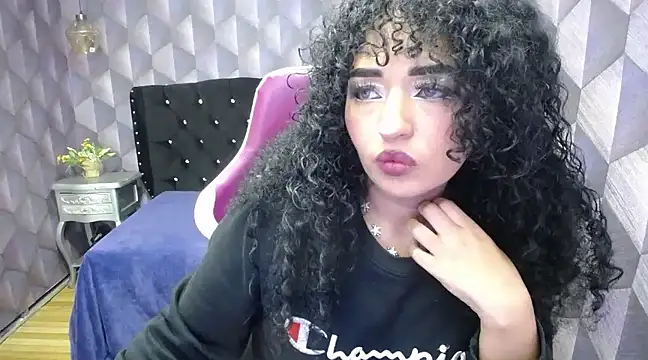 Sofiacowperx online show from January 31, 2025, 3:22 pm