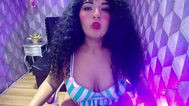 Sofiacowperx online show from February 9, 2025, 4:04 am