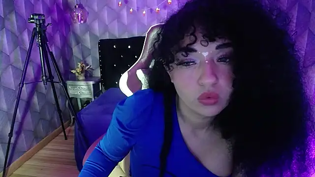 Sofiacowperx online show from February 16, 2025, 8:54 am