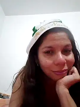 Carliina Soussa online show from December 20, 2024, 3:47 am