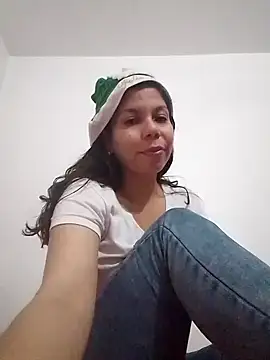 Carliina Soussa online show from December 20, 2024, 5:29 pm