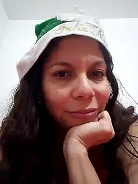 Carliina Soussa online show from December 21, 2024, 3:36 am