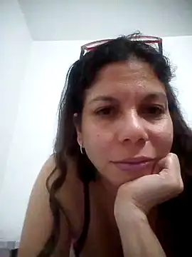 Carliina Soussa online show from January 28, 2025, 4:18 am