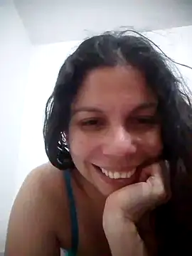 Carliina Soussa online show from February 6, 2025, 2:33 am