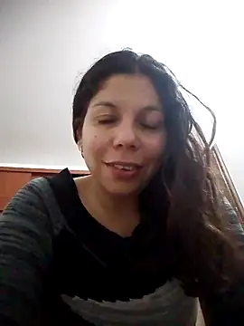 Carliina Soussa online show from March 3, 2025, 5:53 am