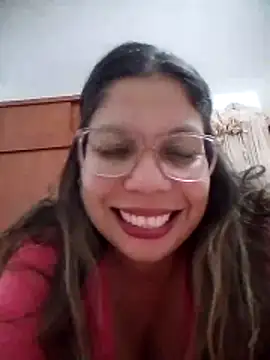 Carliina Soussa online show from April 5, 2026, 1:47 am