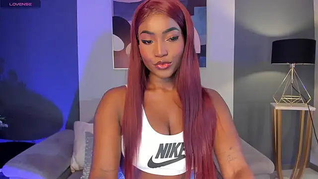 Snapshot of SavannahStorm chatting on February 19, 2025, 12:33 pm SavannahStorm online show from February 19, 2025, 12:33 pm