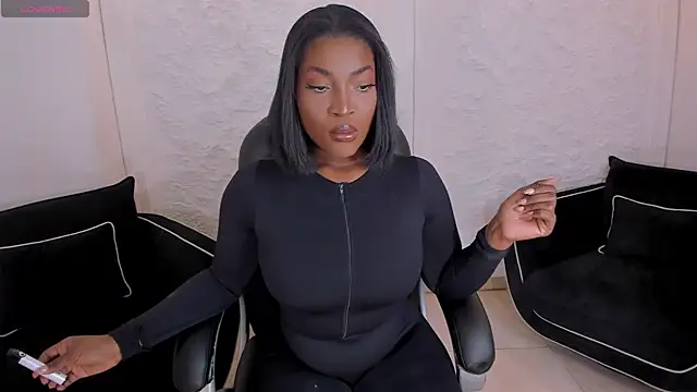SavannahStorm online show from June 27, 2026, 12:22 pm