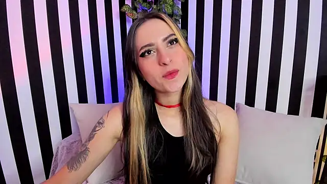 liz goth online show from September 30, 2025, 12:21 pm