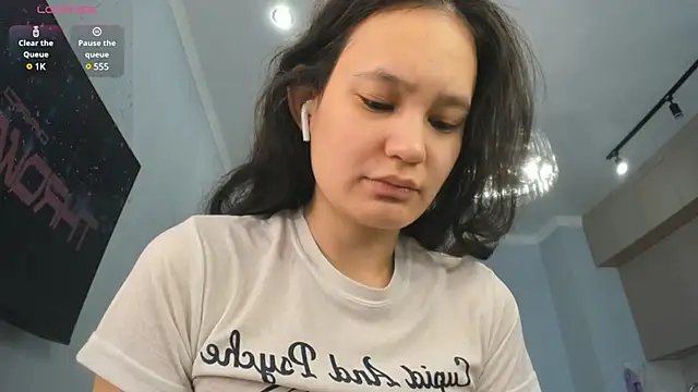 miss shine online show from February 3, 2025, 5:07 am