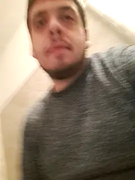rocco132 online show from February 1, 2025, 1:44 am
