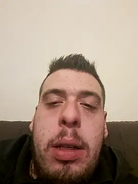 rocco132 online show from February 20, 2025, 10:48 pm