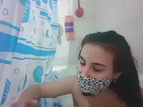 MikaKors online show from January 3, 2025, 7:50 pm